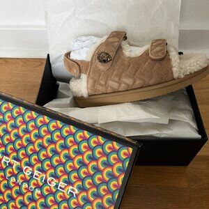 KURT GEIGER ORSON TEDDY SANDAL